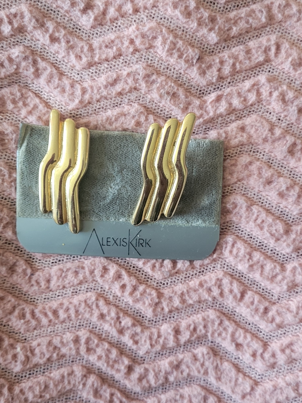Alexis Kirk Gold Wavy Clip-On Earrings